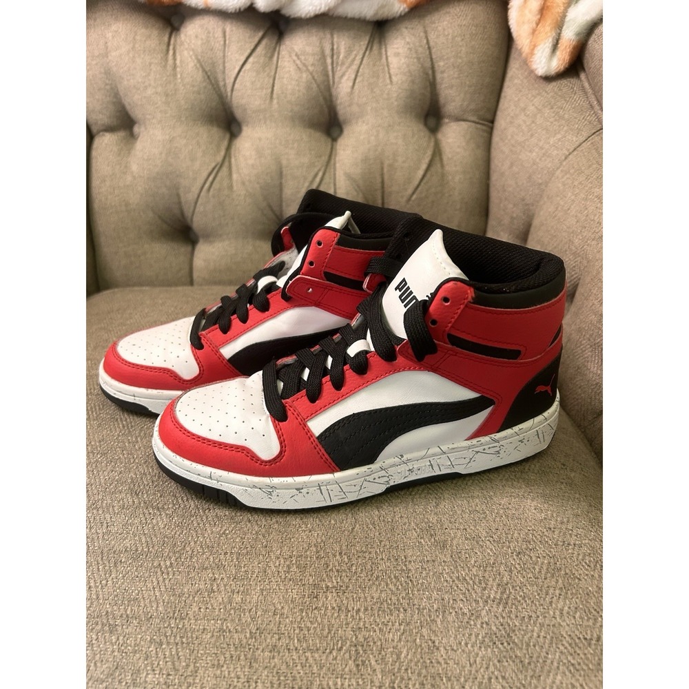 Puma Rebound V6 Big Kids Mid Top Sneakers Red Black & White Size 4.5 T Foam Plus